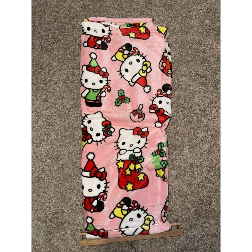 Hello Kitty Mistletoe‎ Pink Christmas Holiday Silk Touch Throw Blanket 50